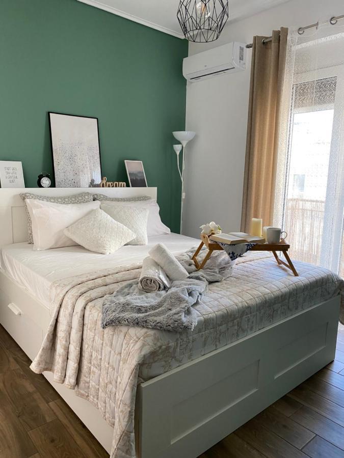 Seafront Kalamata Haven - Blue Luxury Suite Exterior foto